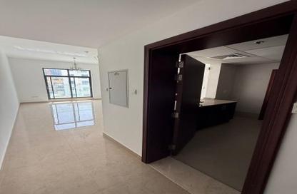 Apartment - 1 Bedroom - 2 Bathrooms for rent in Evershine One - District 15 - Jumeirah Village Circle - Dubai