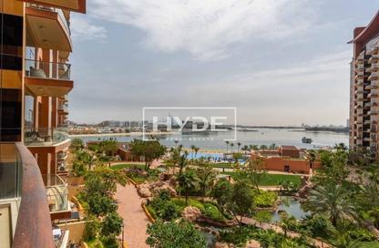 Apartment - 1 Bedroom - 2 Bathrooms for rent in Emerald - Tiara Residences - Palm Jumeirah - Dubai
