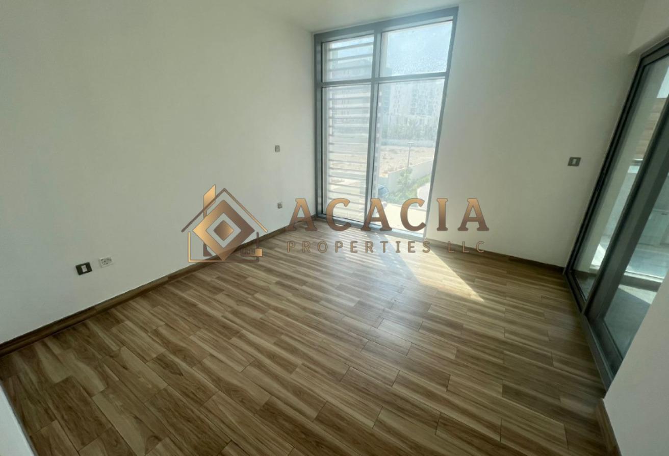 2 Bed + Study Townhouse I Available from 01st Nov photo 6