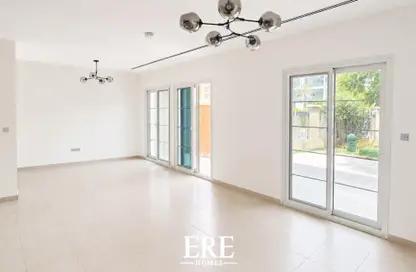 تاون هاوس - 3 غرف نوم - 4 حمامات للايجار في نخيل تاونهاوس - الضاحية 12 - قرية جميرا الدائرية - دبي