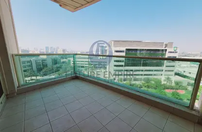 شقة - 3 غرف نوم - 5 حمامات للايجار في عود ميثاء - بر دبي - دبي