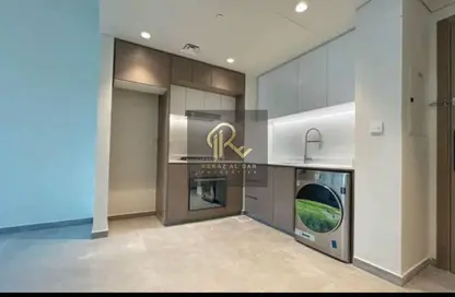 شقة - غرفة نوم - 2 حمامات للبيع في زا بوليفارد 3 - الجادة - الشارقة