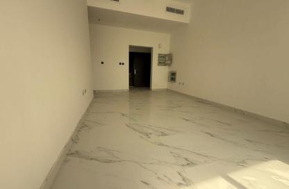 Apartment - 1 Bedroom - 2 Bathrooms for rent in Al Mowaihat 3 - Al Mowaihat - Ajman