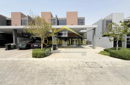 Townhouse - 3 - 4 for rent in Robinia - Masaar - Tilal City - Sharjah