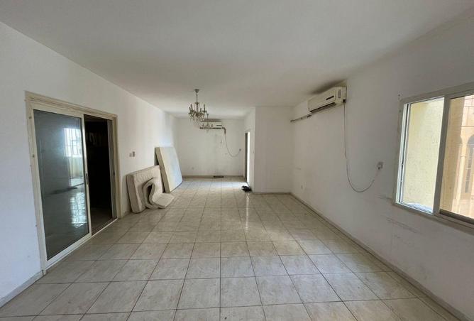 57377747 - Property Image 2