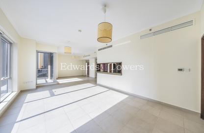 Apartment - 2 Bedrooms - 3 Bathrooms for rent in Delphine Tower - Marina Promenade - Dubai Marina - Dubai