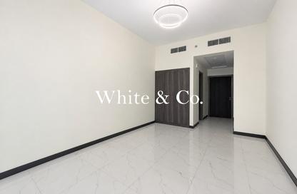 Apartment - Studio - 1 Bathroom for rent in Rukan Tower B - Rukan Tower - Rukan - Dubai