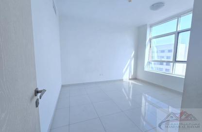 Apartment - 1 Bedroom - 1 Bathroom for rent in AlFalah - Muwaileh Commercial - Sharjah