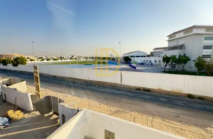 Villa - 5 Bedrooms - 7+ Bathrooms for rent in Nad Al Sheba 3 - Nad Al Sheba - Dubai