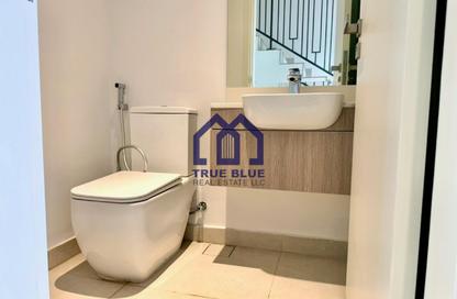 Townhouse - 2 Bedrooms - 4 Bathrooms for rent in Falcon Island - Al Hamra Village - Ras Al Khaimah