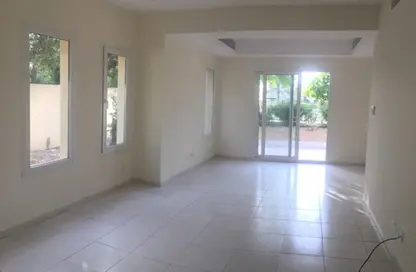 فيلا - 3 غرف نوم - 3 حمامات للايجار في الينابيع 7 - الينابيع - دبي