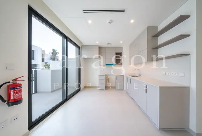 156928871 - Property Image 3