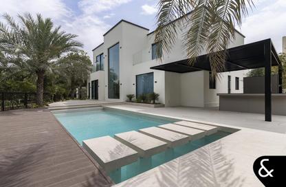 Villa - 5 Bedrooms - 6 Bathrooms for sale in Entertainment Foyer - Oasis Clusters - Jumeirah Islands - Dubai
