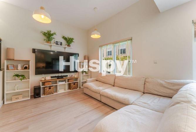 142851403 - Property Image 2