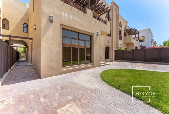 75010271 - Property Main Image