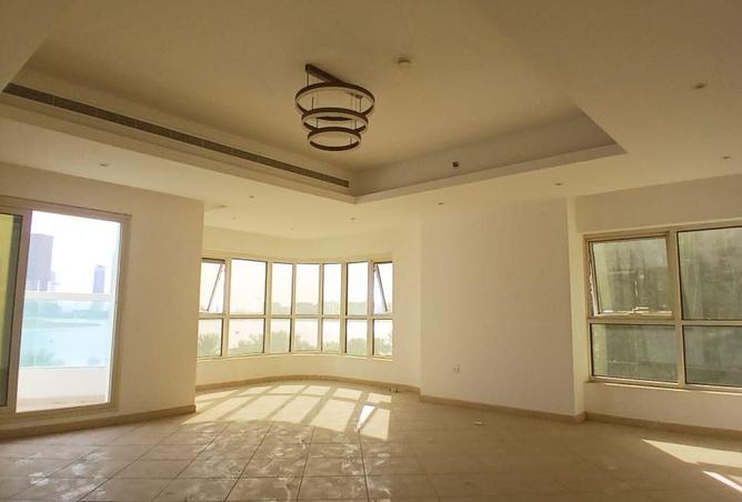 67912205 - صورة العقار 2