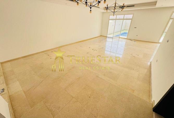 58202545 - Property Image 3