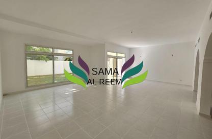 Villa - 3 Bedrooms - 3 Bathrooms for rent in Umm Suqeim 3 Villas - Umm Suqeim 3 - Umm Suqeim - Dubai