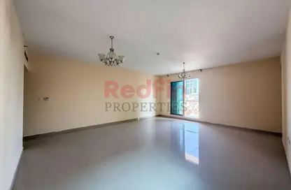 شقة - 2 غرف نوم - 3 حمامات للايجار في مجمع روكسانا السكني - دي - روكسانا ريزيدنس - الضاحية 12 - قرية جميرا الدائرية - دبي