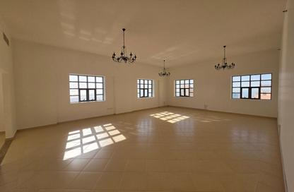 Penthouse - 4 Bedrooms - 6 Bathrooms for sale in Al Mamzar - Sharjah - Sharjah