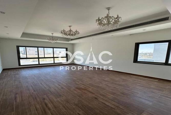 94021069 - Property Image 2