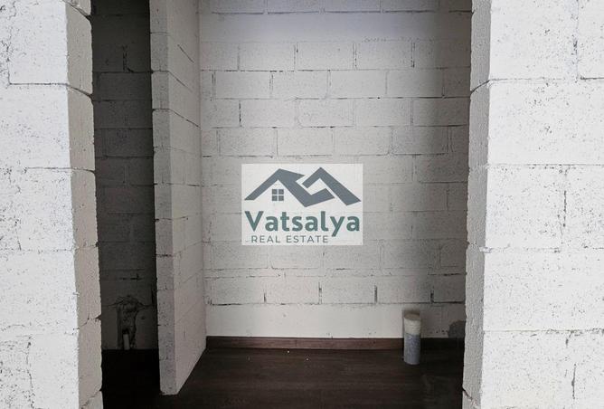 80718885 - Property Image 2