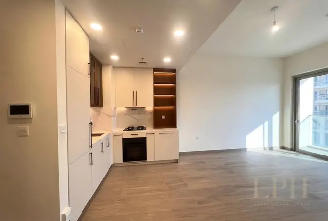 156157183 - Property Image 3