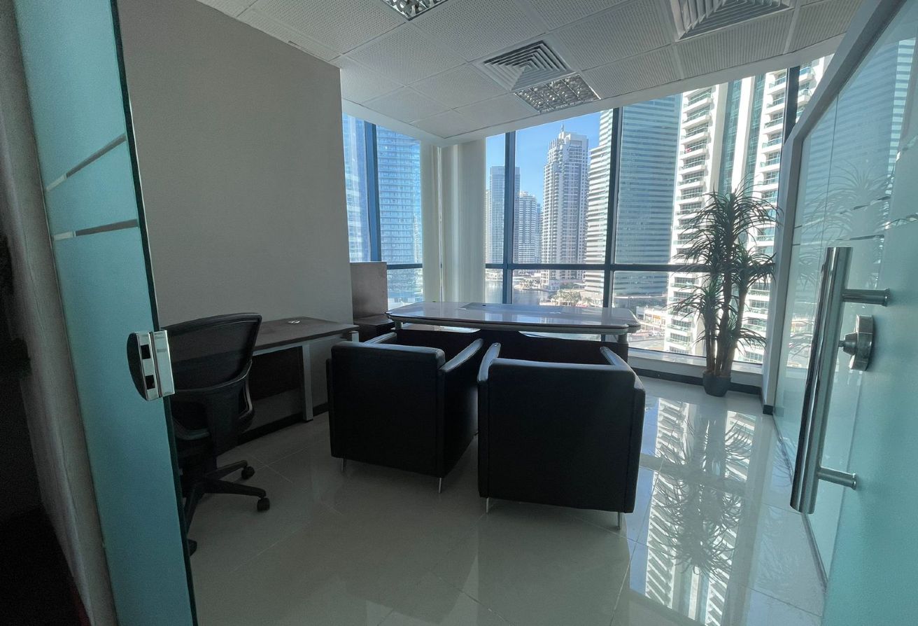 Studio office space in Jumeirah Bay X2, Jumeirah Lake Towers: 7