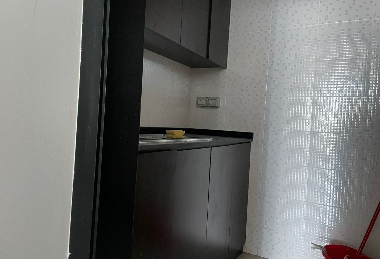 Studio office space in Jumeirah Bay X2, Jumeirah Lake Towers: 11