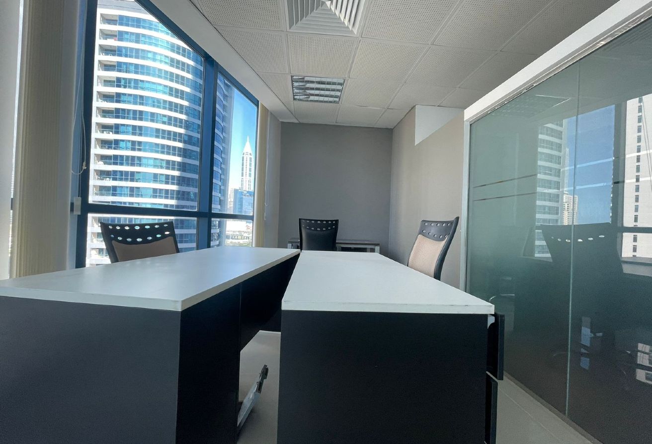 Studio office space in Jumeirah Bay X2, Jumeirah Lake Towers: 10