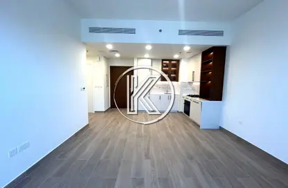 Apartment - 1 Bedroom - 2 Bathrooms for rent in The Hamilton - Town Square - Dubai