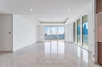 Apartment - 3 - 3 for rent in Palace Beach Residence Tower 2 - Palace Beach Residence - Emaar Beachfront - Dubai Harbour - Dubai