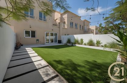 Villa - 2 Bedrooms - 3 Bathrooms for rent in Springs 2 - The Springs - Dubai