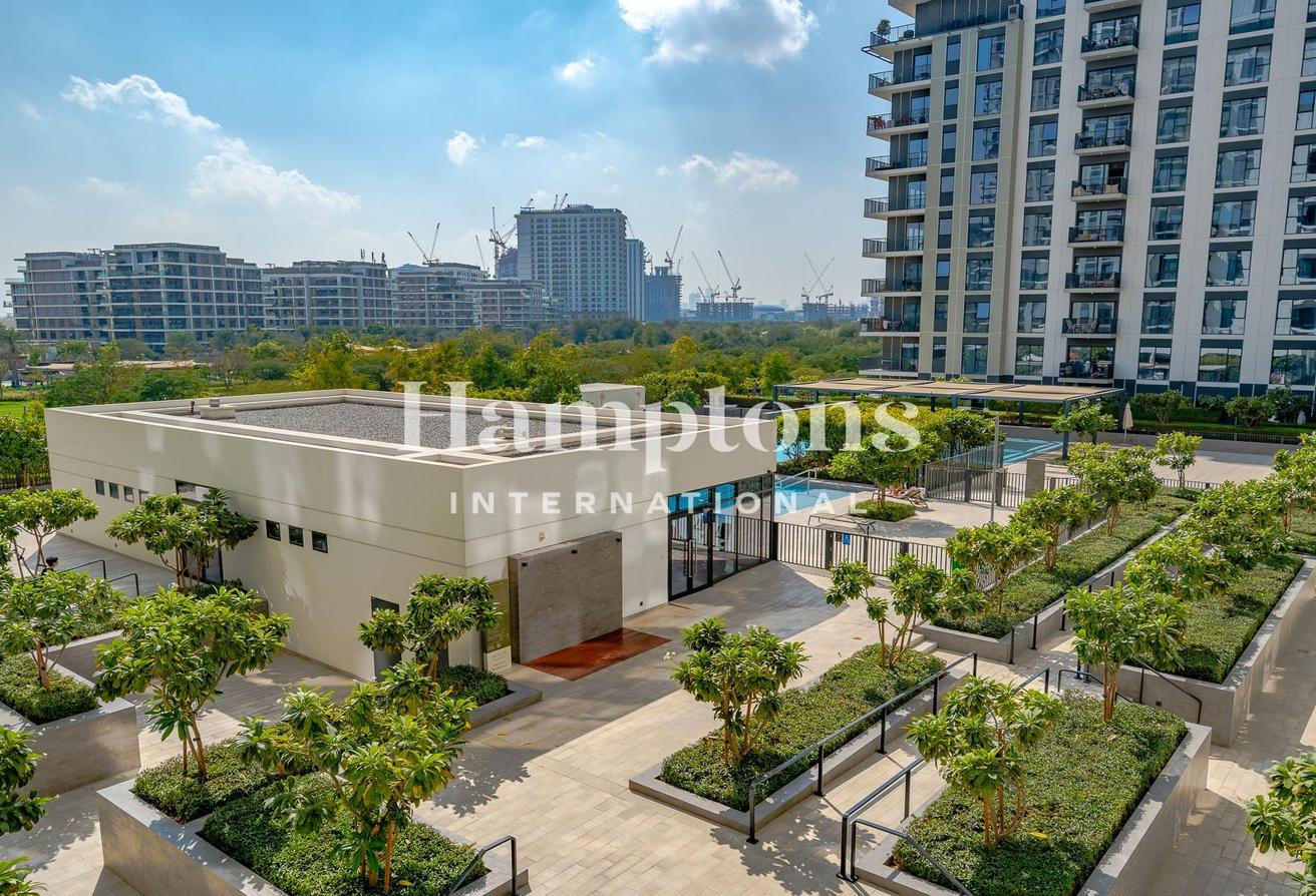 Vacant | Community View | Prime Location photo 8