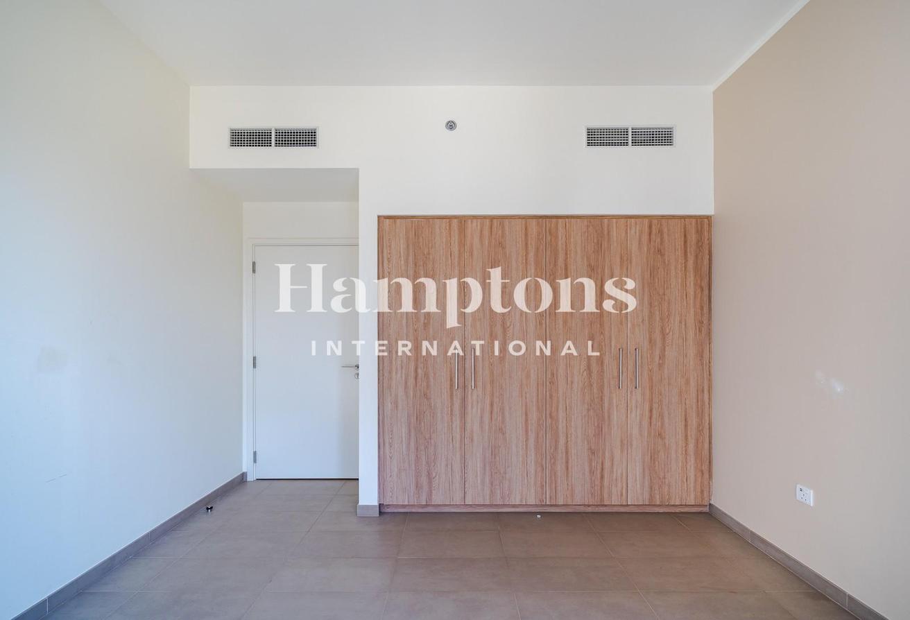 Vacant | Community View | Prime Location photo 13