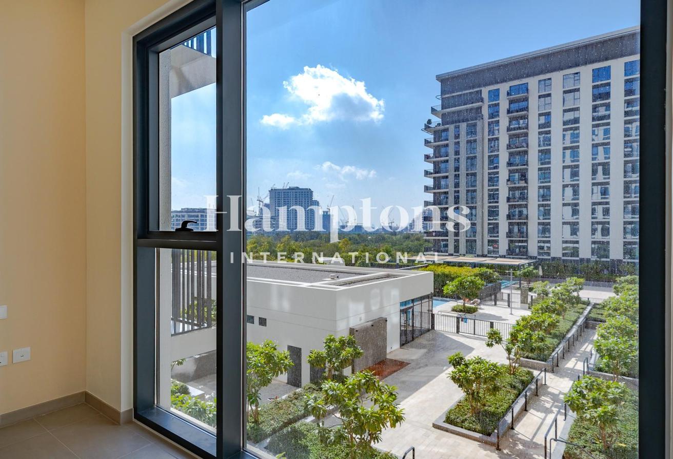 Vacant | Community View | Prime Location photo 10