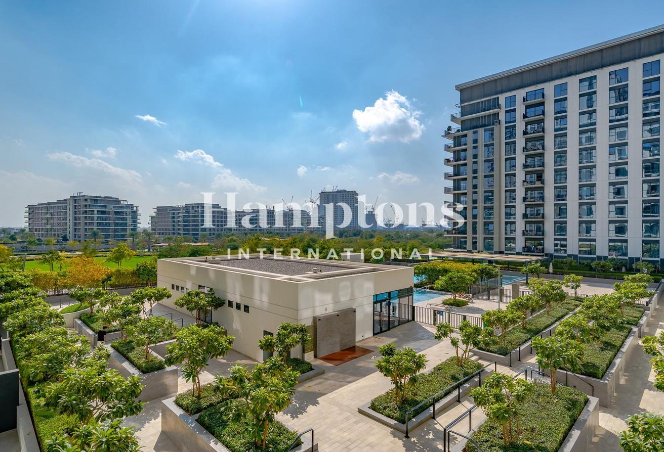 Vacant | Community View | Prime Location photo 9