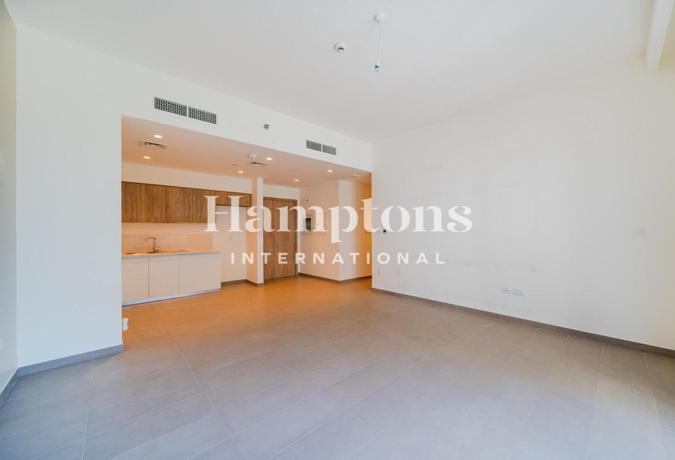 Vacant | Community View | Prime Location photo 3