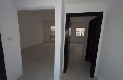 Apartment - 1 Bedroom - 2 Bathrooms for rent in Al Jurf 2 - Al Jurf - Ajman Downtown - Ajman