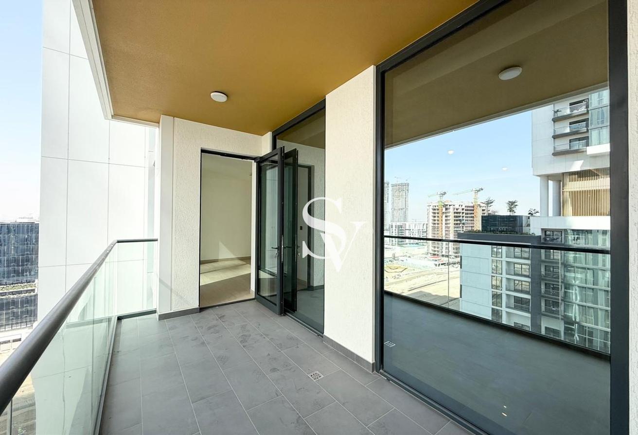 Spacious 2-Bedroom + Maid’s Room | Prime Location photo 15