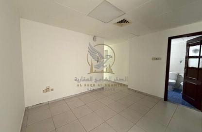Apartment - 2 - 2 for rent in Qasimia 10 building - Al Mahatta - Al Qasimia - Sharjah Apartment - 2 - 2 for rent in Qasimia 10 building - Al Mahatta - Al Qasimia - Sharjah