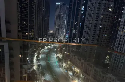Apartment - 2 Bedrooms - 3 Bathrooms for rent in Vida Residence Downtown - Downtown Dubai - Dubai
