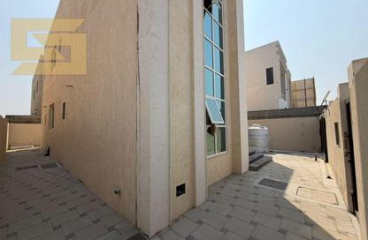 Villa - 5 - 7 for sale in Al Zaheya Gardens - Al Zahya - Ajman