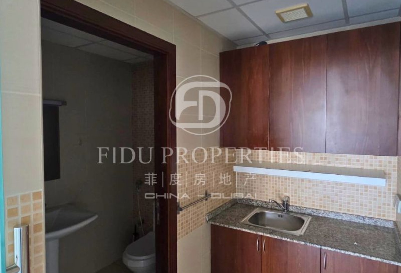 Vacant | Fitted | Negotiable | Canal View