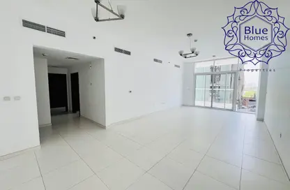 شقة - 2 غرف نوم - 3 حمامات للايجار في روز هوم - عود ميثاء - بر دبي - دبي