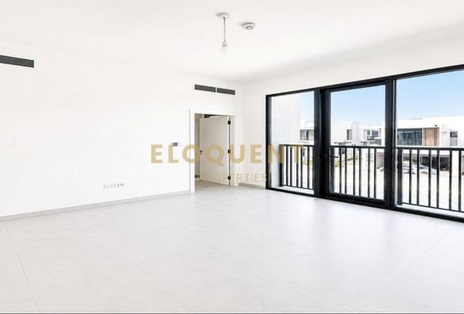 Family Community | Brand New | Spacious Layout photo 3