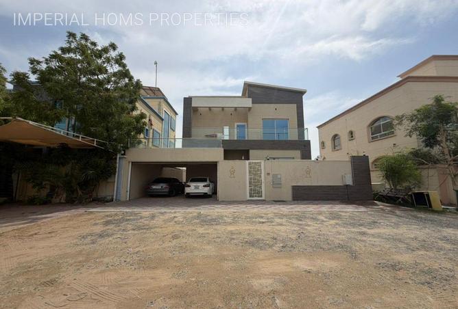 72721238 - Property Main Image