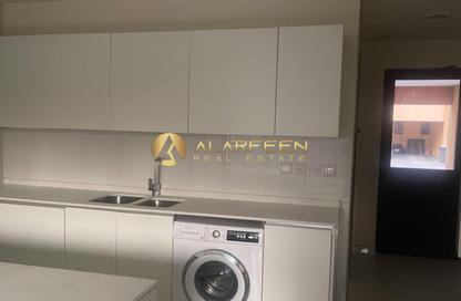 Villa - 4 - 5 for rent in Bloomingdale - Dubai Sports City - Dubai Villa - 4 - 5 for rent in Bloomingdale - Dubai Sports City - Dubai
