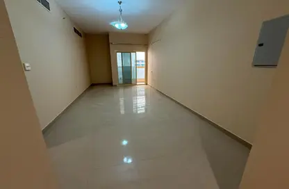 شقة - غرفة نوم - 2 حمامات للايجار في الجرف 3 - الجرف - عجمان وسط المدينة - عجمان