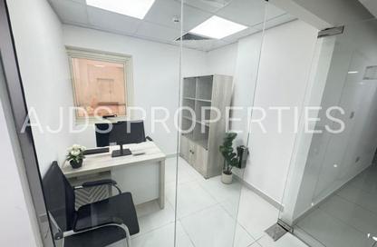 Office Space - Studio - 1 Bathroom for rent in Silver Home Building - Hor Al Anz - Deira - Dubai